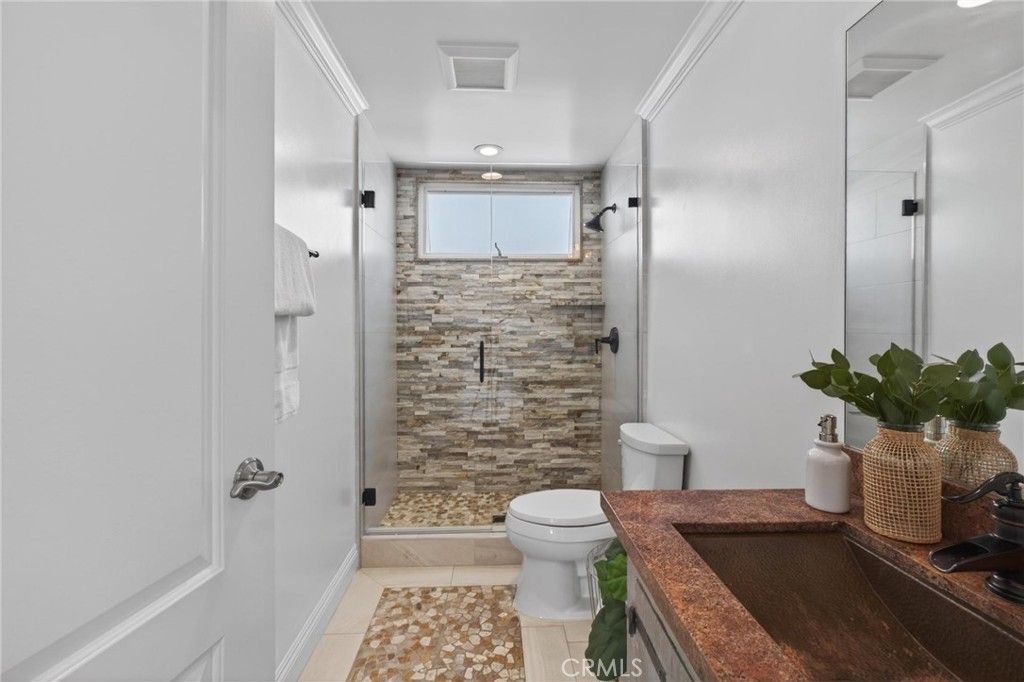 Image 18 of property listing at 818 N Juanita B, Redondo Beach, CA 90277