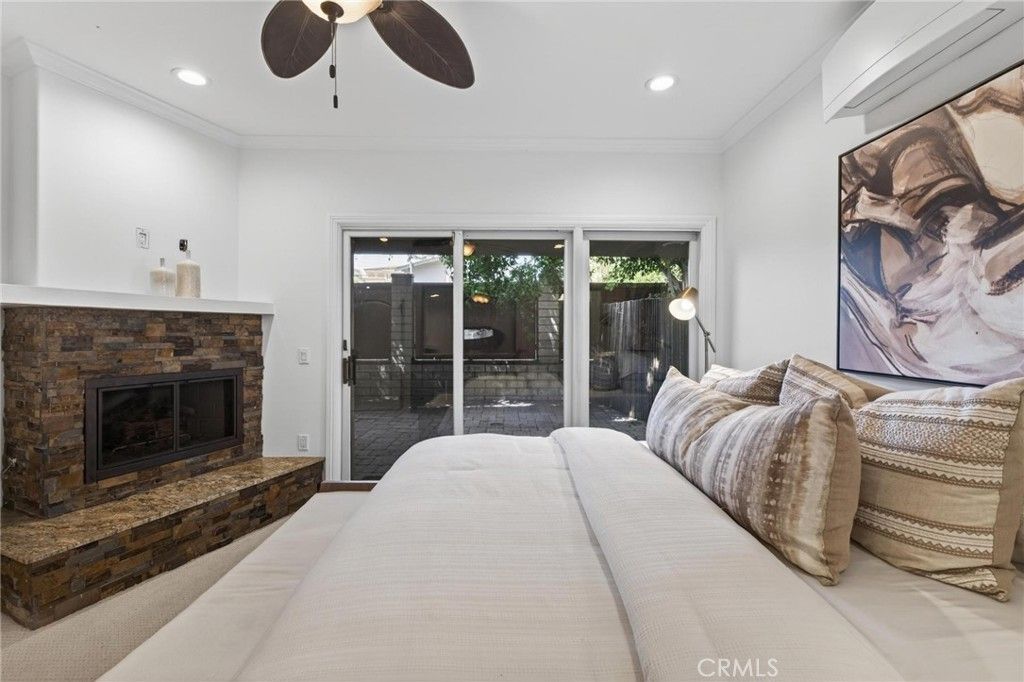 Image 28 of property listing at 818 N Juanita B, Redondo Beach, CA 90277