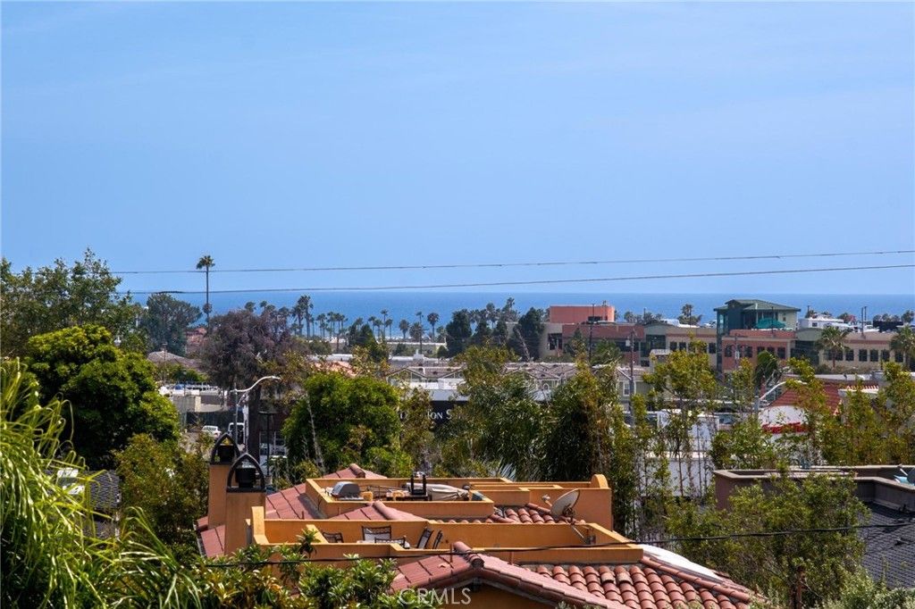 Image 49 of property listing at 818 N Juanita B, Redondo Beach, CA 90277