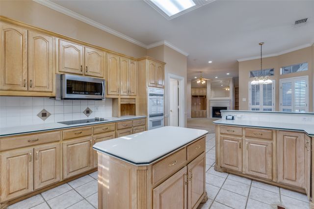 2436 Clear Creek Court, Cedar Hill, TX 75104