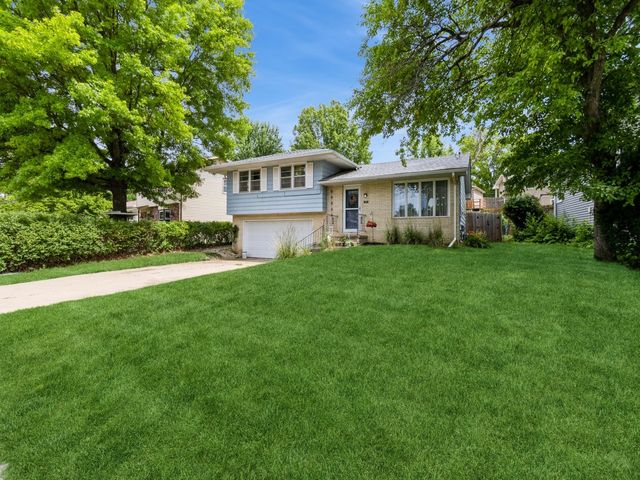 204 E Philip Street, Des Moines, IA 50315