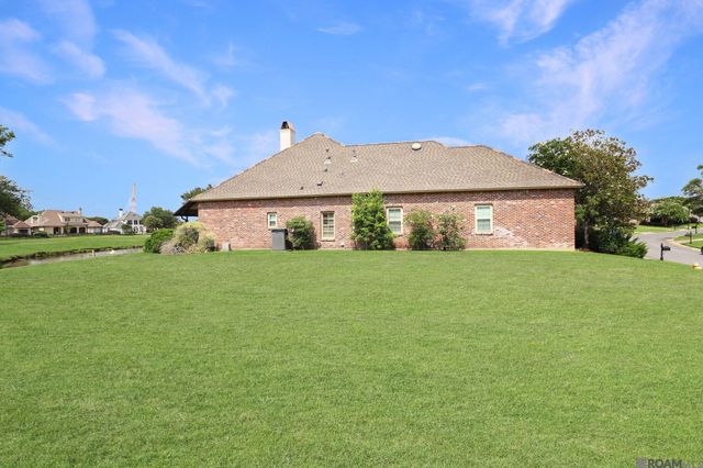 19371 Garden Lake Ct, Saint George, LA 70809