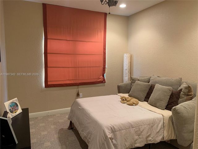 4723 SW 195th Way, Miramar, FL 33029