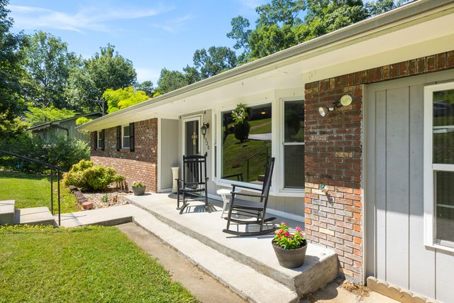 2520 Standifer Hills Drive, Chattanooga, TN 37421