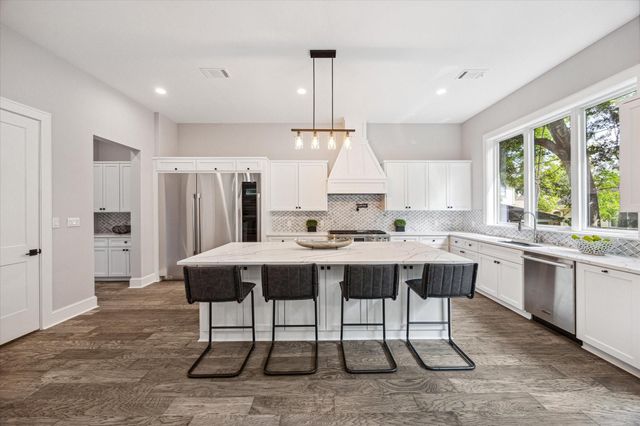 2065 Southgate Boulevard, Houston, TX 77030