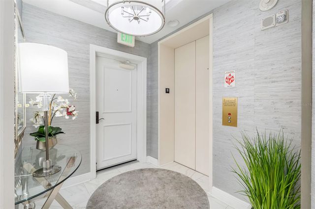 5823 BOWEN DANIEL DRIVE 1004, Tampa, FL 33616