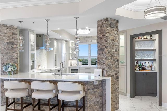 5823 BOWEN DANIEL DRIVE 1004, Tampa, FL 33616