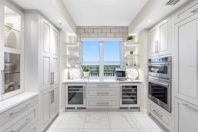 5823 BOWEN DANIEL DRIVE 1004, Tampa, FL 33616