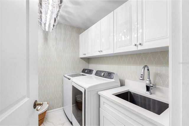 5823 BOWEN DANIEL DRIVE 1004, Tampa, FL 33616