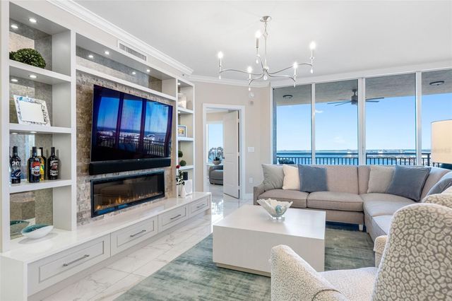 5823 BOWEN DANIEL DRIVE 1004, Tampa, FL 33616