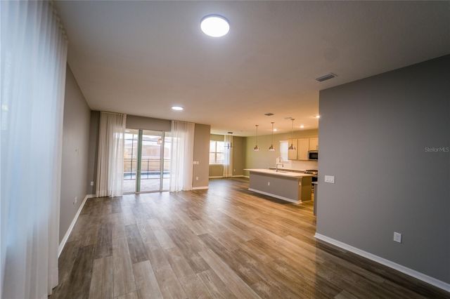 8368 FENTON STREET, Orlando, FL 32836