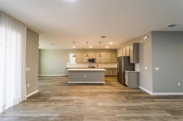 8368 FENTON STREET, Orlando, FL 32836