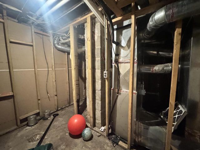 2513 N 44th STREET, Milwaukee, WI 53210