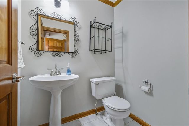 4844 Ridgewood Creek Drive, Acworth, GA 30102