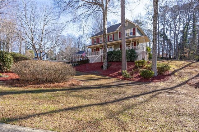 4844 Ridgewood Creek Drive, Acworth, GA 30102