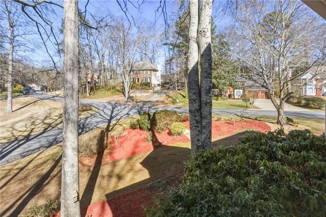 4844 Ridgewood Creek Drive, Acworth, GA 30102