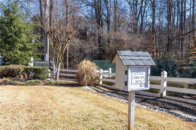 4844 Ridgewood Creek Drive, Acworth, GA 30102