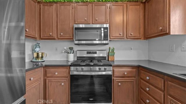 22125 Country Hills Drive, Wildomar, CA 92595