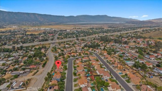 22125 Country Hills Drive, Wildomar, CA 92595