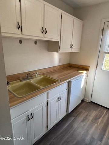 3008 Stanford Road B, Panama City, FL 32405