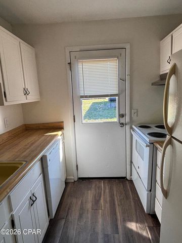 3008 Stanford Road B, Panama City, FL 32405