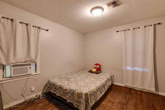 1005 Holly Lane, Oklahoma City, OK 73110