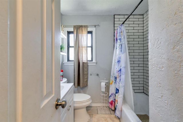 1005 Holly Lane, Oklahoma City, OK 73110