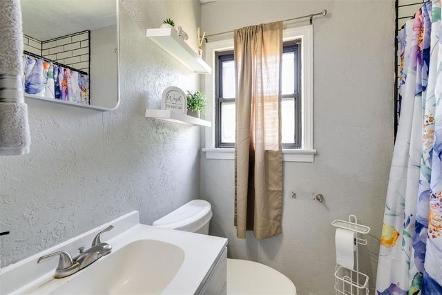 1005 Holly Lane, Oklahoma City, OK 73110