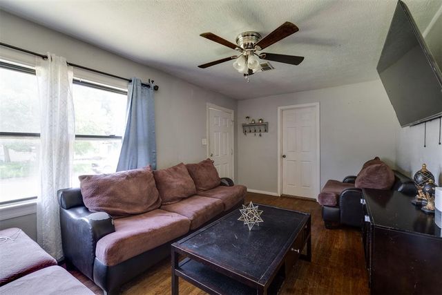 1005 Holly Lane, Oklahoma City, OK 73110