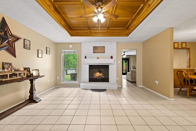 306 Bermuda Dr., White Oak, TX 75693