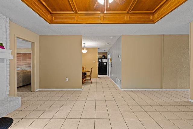 306 Bermuda Dr., White Oak, TX 75693