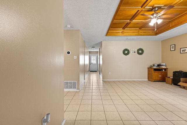 306 Bermuda Dr., White Oak, TX 75693