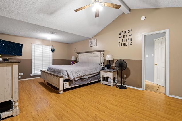 306 Bermuda Dr., White Oak, TX 75693