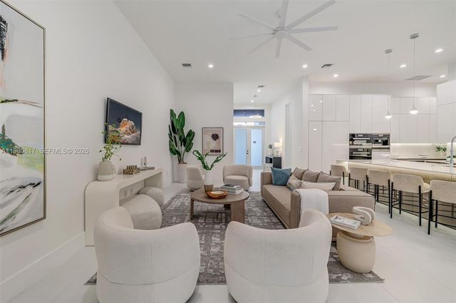 11412 NE 8th Ave, Biscayne Park, FL 33161