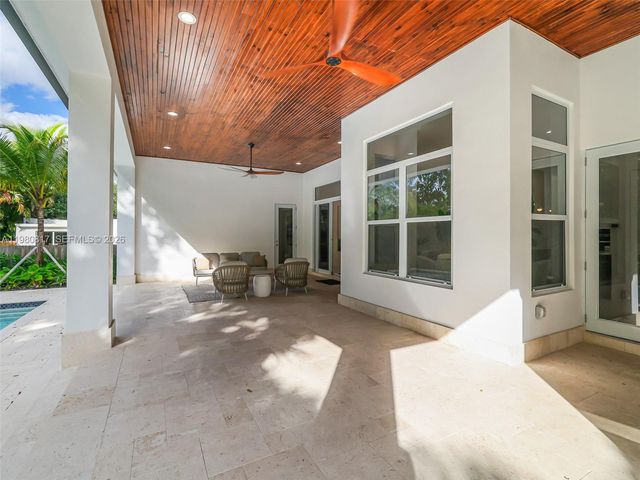 11412 NE 8th Ave, Biscayne Park, FL 33161