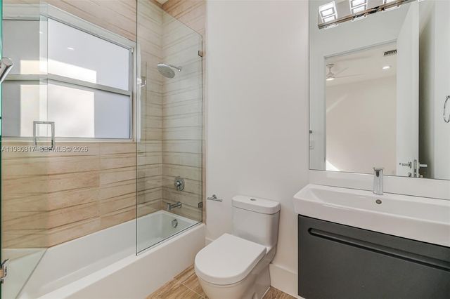 11412 NE 8th Ave, Biscayne Park, FL 33161