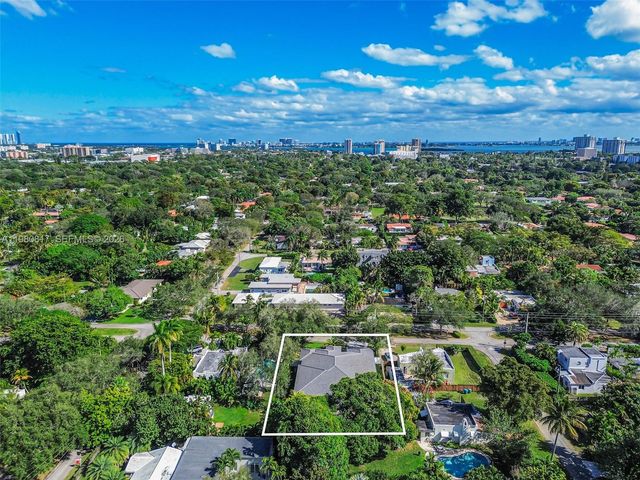 11412 NE 8th Ave, Biscayne Park, FL 33161