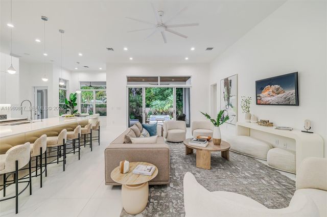 11412 NE 8th Ave, Biscayne Park, FL 33161