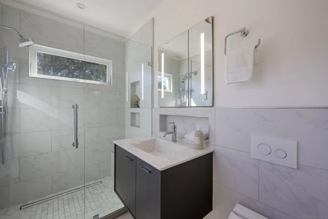 3613 Granada Ave, San Diego, CA 92104