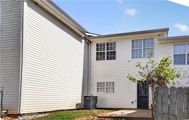 1471 Riverrock Trail, Riverdale, GA 30296