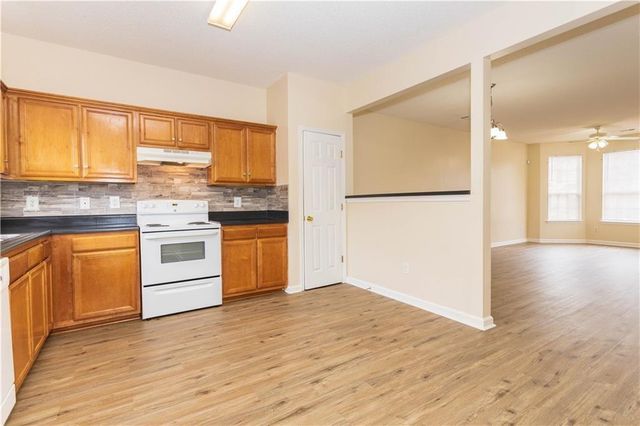 1471 Riverrock Trail, Riverdale, GA 30296