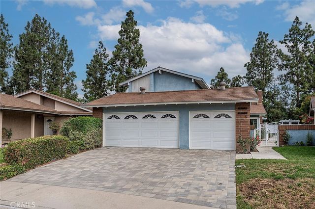 61 Sparrowhawk, Irvine, CA 92604