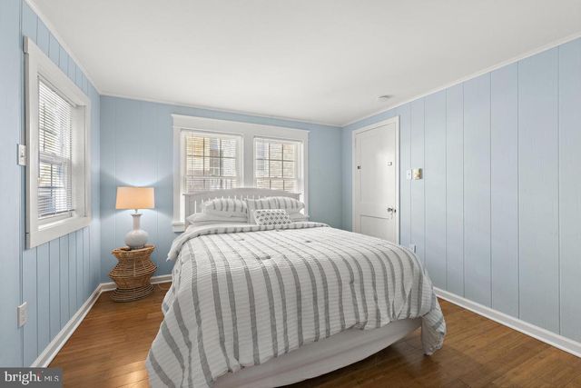 112 8TH ST E, Beach Haven, NJ 08008