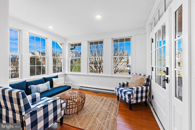 112 8TH ST E, Beach Haven, NJ 08008