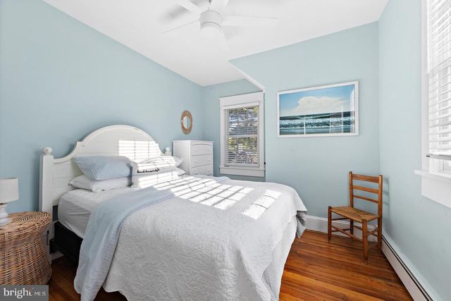 112 8TH ST E, Beach Haven, NJ 08008