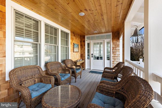112 8TH ST E, Beach Haven, NJ 08008
