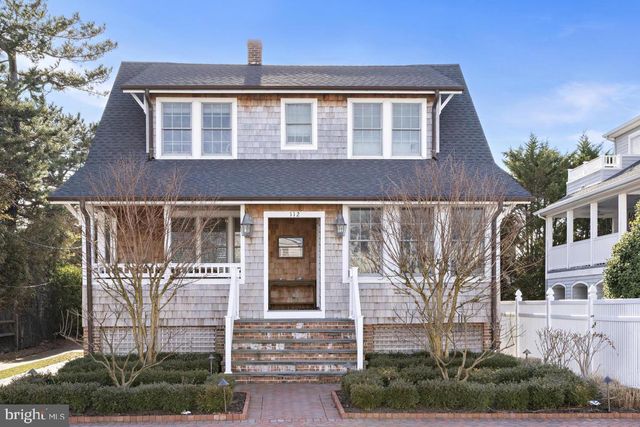 112 8TH ST E, Beach Haven, NJ 08008