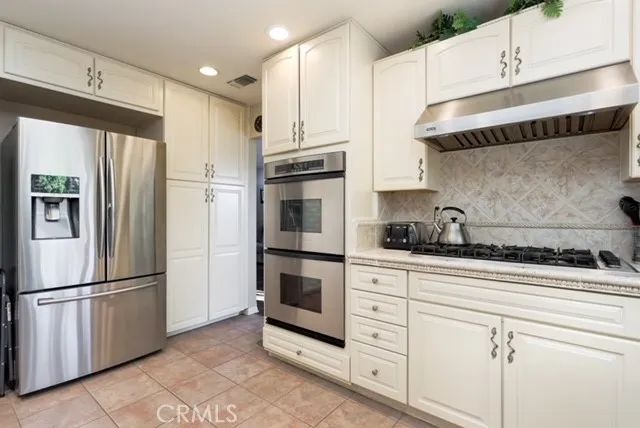 28375 Patricia Hill, Canyon Country, CA 91387