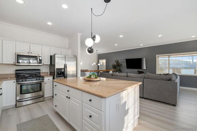 1842 Baldwin Lake Rd, Big Bear, CA 92314