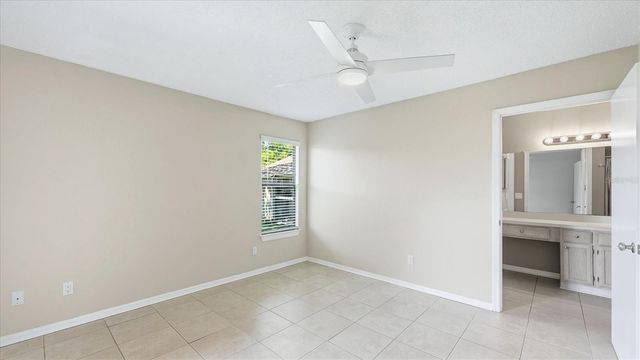 4033 CROCKERS LAKE BOULEVARD 28, Sarasota, FL 34238